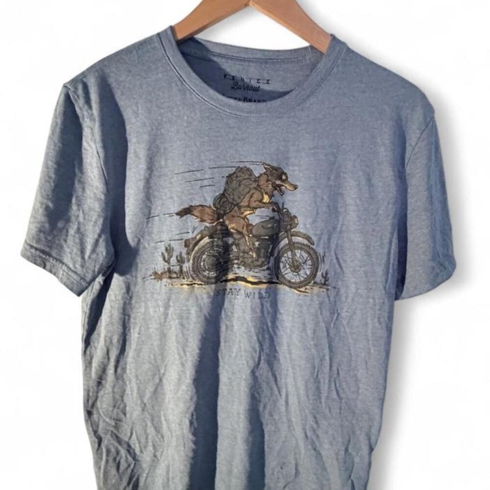 Lucky brand blue wolf riding t shirt